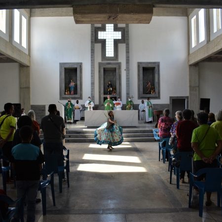 Comunidad parroquial de San Juan Bosco festejó su fiesta patronal en Valencia