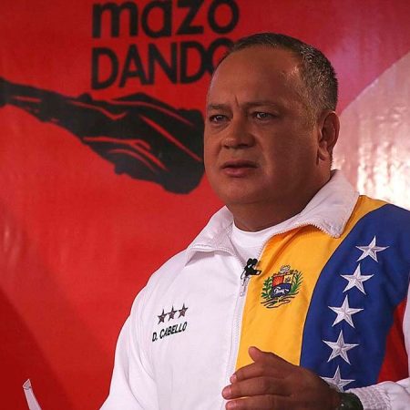 Diosdado Cabello califica de masacre la respuesta a protestas en Perú