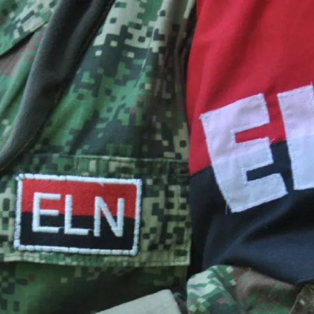 ELN dice que "tiene derecho" a atacar porque no hay cese el fuego bilateral