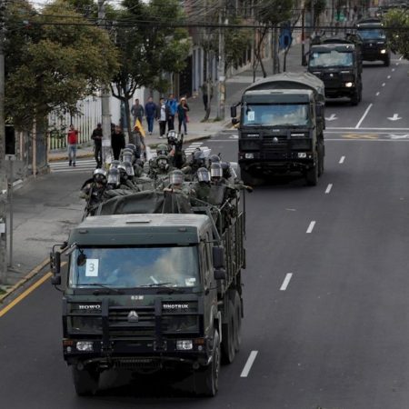 Ecuador toque de queda