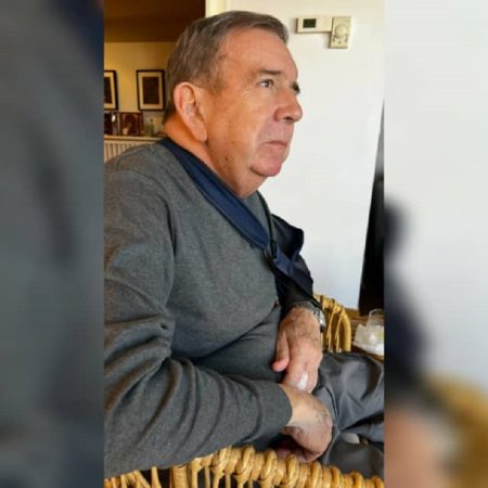 González Urrutia atendido en hospital luego de un traspié