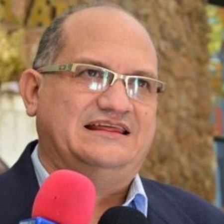 Diputado Eduardo Labrador. Foto X