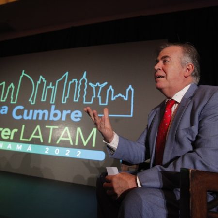 El cardiólogo mexicano Marco Antonio Alcocer. /Foto EFE