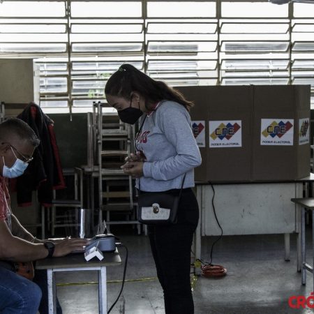 Maduro insta a crear centros electorales en "el epicentro de cada comunidad"