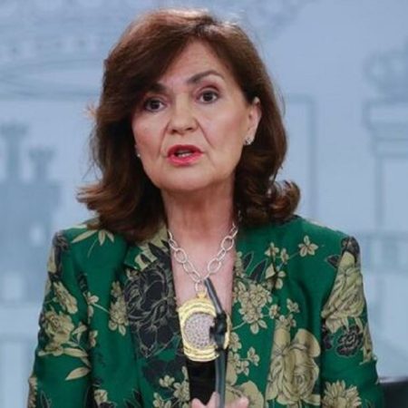 La vicepresidenta del Gobierno español, Carmen Calvo. (Cortesía)