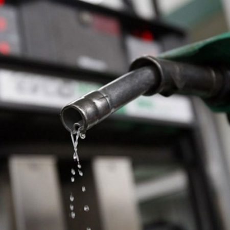 De vuelta al sistema de venta de gasolina por número de placa, a partir del lunes