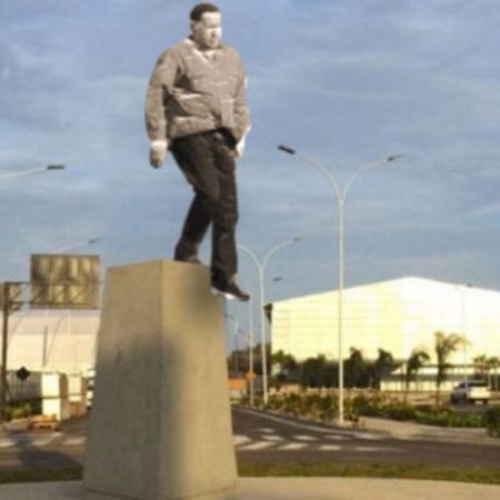 Estatuachavez-643x363 (1)