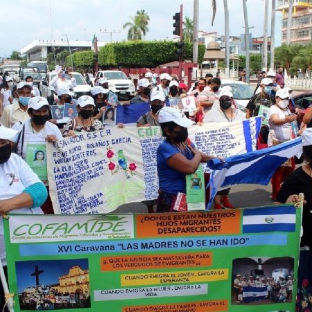 Marcha de madres de migrantes desaparecidos en México. (Foto Cortesía)