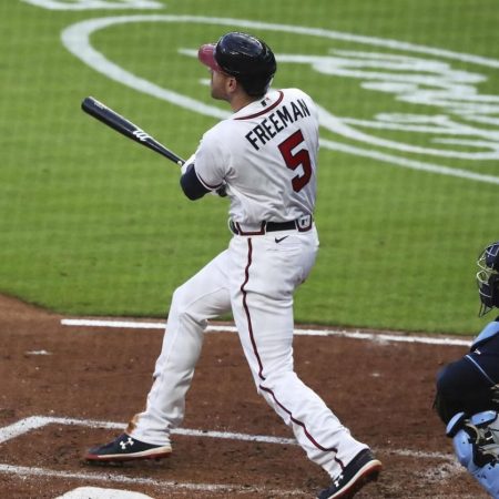 Freddie Freeman, inicialista de los Bravos de Atlanta (Foto Cortesía billingsgazette.com)