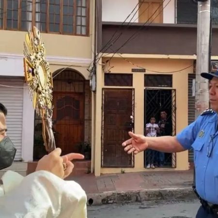 ONG condena las detenciones arbitrarias de tres sacerdotes nicaragüenses