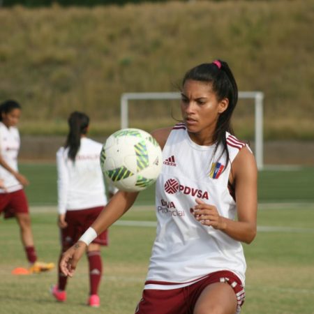 Joemar Guarecuco es una de las figuras principales del elenco vinotinto./Foto: Prensa Femenino FVF