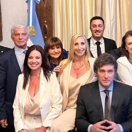 El jefe de gabinete de ministros del Ejecutivo argentino, Nicolás Posse, renunció. Guillermo Francos tomará su cargo