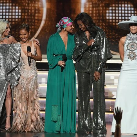 Lady Gaga, Jada Pinkett Smith, Alicia Keys, Michelle Obama, y Jennifer Lopez Foto: AFP