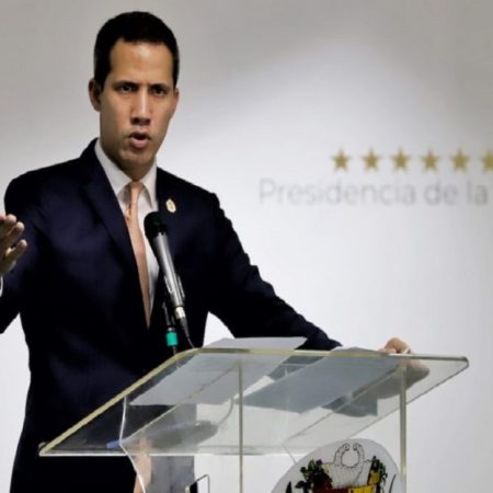 Guaidó llama a militares a respaldar pacto contra legislativas en Venezuela
