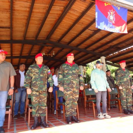 Lacava asegura que “nada ni nadie arrodillará al pueblo”
