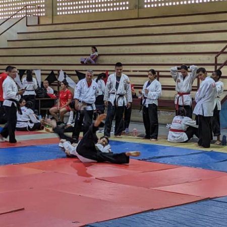 La selección del Valle del Cauca entrenó con la selección de Carabobo.  Foto El Carabobeño