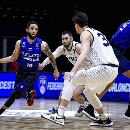 Guillent y Carrera fueron los máximos anotadores de los venezolanos. Foto cortesía: fiba.basketball.