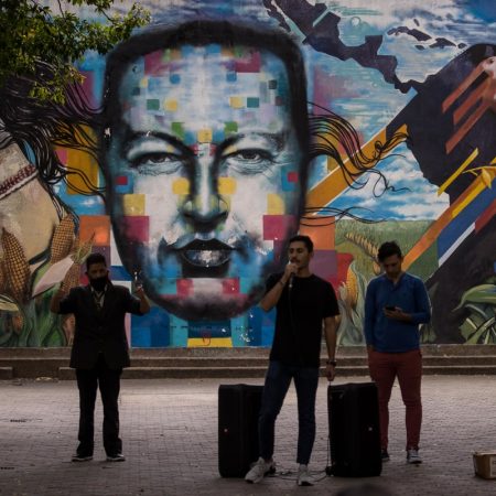 Homenaje a Chávez