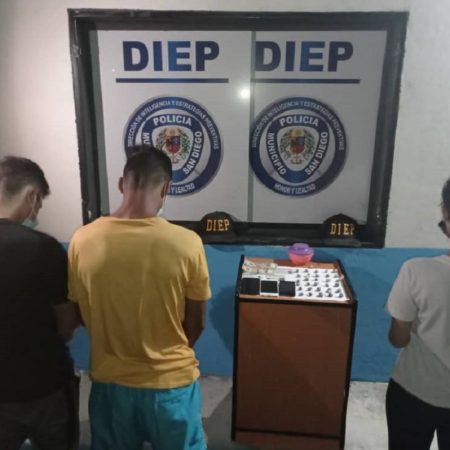 Policía de San Diego aprehendió a tres presuntos microtraficantes en El Remanso