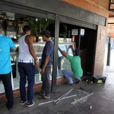 Saqueo de panadería en la espiga de oro.