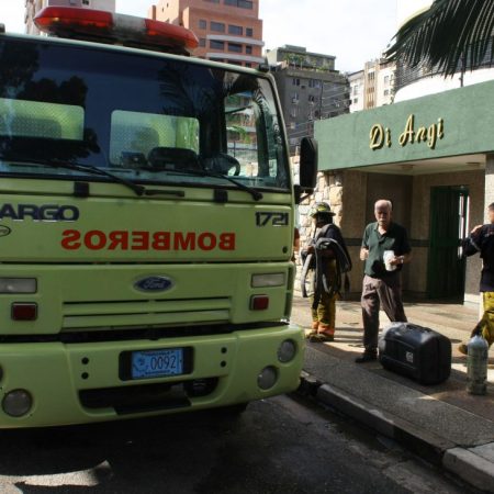 Incendio en Res. Di angy de los nisperos.