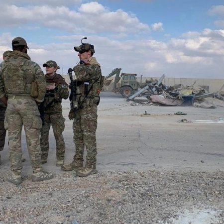 Grupo militar respaldado por Irán atacó una base estadounidense en Irak, el primer incidente así en el país contra EE.UU. desde abril