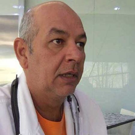 Infectólogo Julio Castro (Foto cortesía 800noticias)