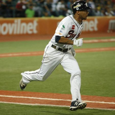Emerson Landoni le dio la victoria a Caribes