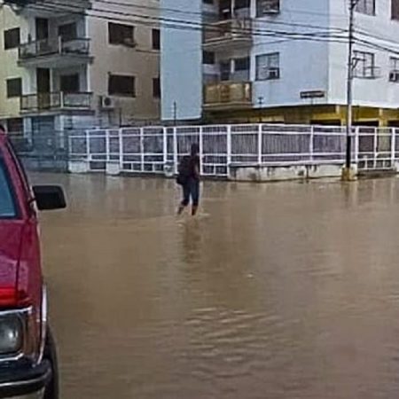 Fuertes lluvias de este martes afectaron diversos sectores en Cumaná