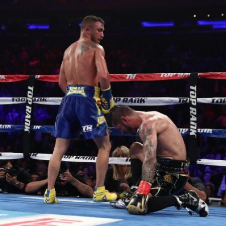 El ucraniano Lomachenko mostró el poder de sus puños en el décimo asalto para doblegar las fuerzas del criollo Linares./Foto: @YahooSports