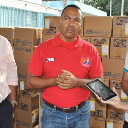 El exalcalde de Tinaquillo Luis Yoyotte (al centro). (Foto cortesía).