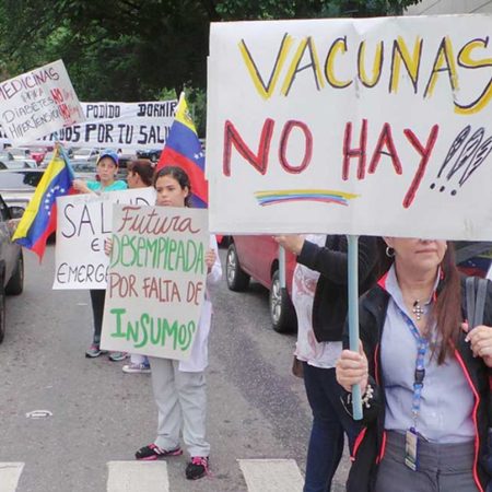 Medicinas, protestas, escasez de insumos, desabastecimiento