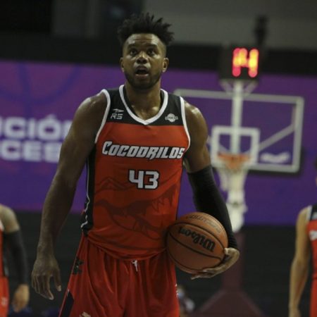 A partir del segundo cuarto los saurios marcaron distancia. Foto cortesía: Prensa Superliga.