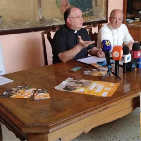 Sanar la herida, abrzar la vida, la campaña compartir de la iglesia