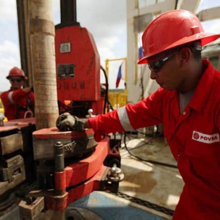 Venezuela bombea más de un millón de barriles de crudo por primera vez desde junio de 2019