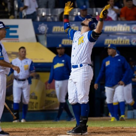 Magallanes blanqueó a Tigres en el comienzo del Round Robin. / Foto cortesía Prensa Magallanes BBC