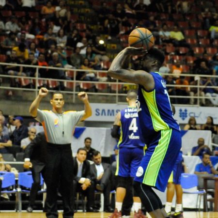 Ricardo Powell Trotamundos