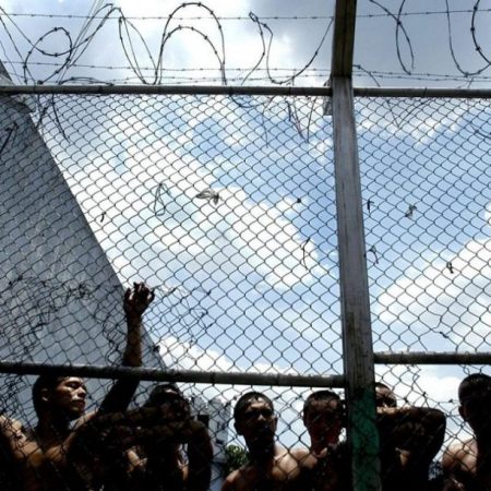 Reclusos hacinados en cárceles del país. (Foto Referencial)