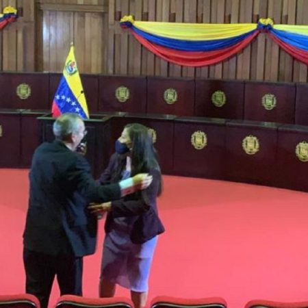 Rafaelñ Simón Jiménez y Tania D´Amelio, rectores del CNE nombrados por el TSJ de Maduro. Foto cortesía El Pitazo