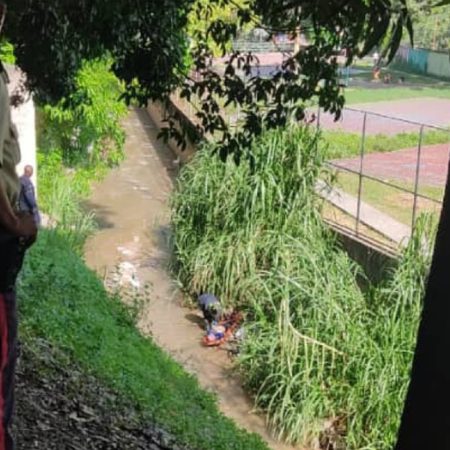 Rescate de cadáver/ Foto Cortesía