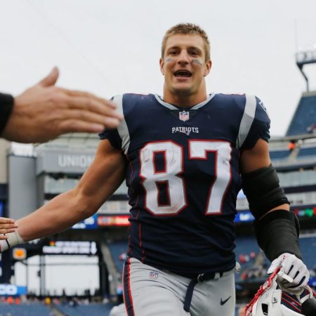 Rob Gronkowski saldría del retiro para vestirse de Bucanero (Foto Cortesía)