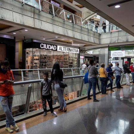 Oficialismo asegura que el sector comercio creció 4% en 2023