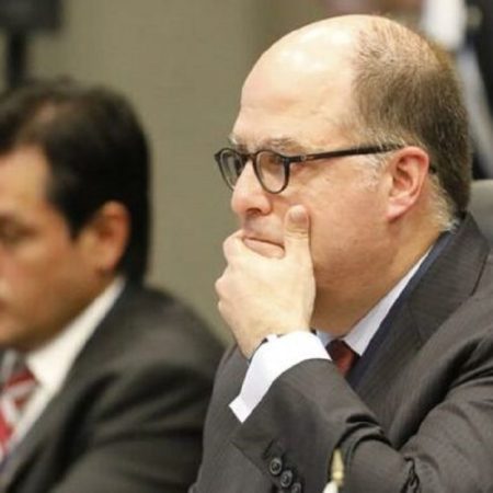 Julio Borges, comisionado presidencial para Asuntos Exteriores del presidente interino de Venezuela Juan Guaidó.  EFE