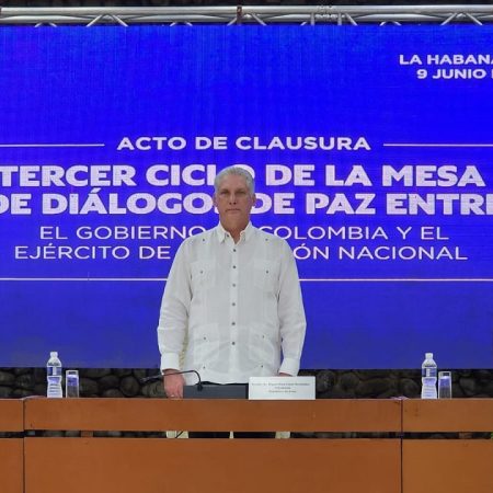 Colombia y el ELN culminan el ciclo de La Habana 35 días después y con un cese al fuego