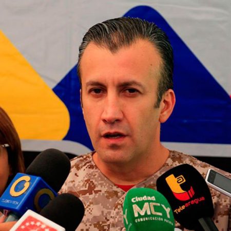 Chávez siguió de cerca a El Aissami desde su época como dirigente estudiantil en la Universidad de Los Andes, donde se graduó de abogado. (Foto El Periodiquito)