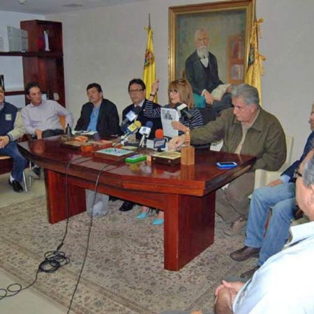 UC autoridades