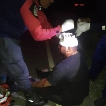 Colisión de moto y vehículo en Morón dejó un fallecido y un lesionado