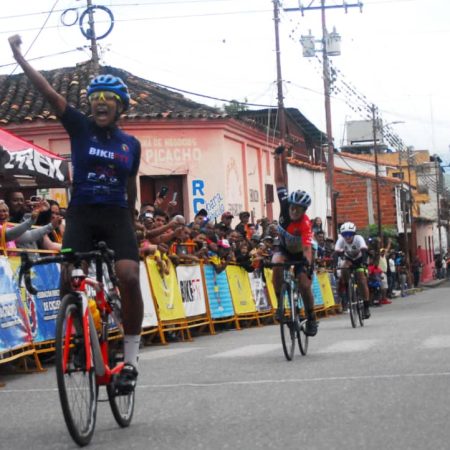 Anghisbel ganó en su tierra la segunda etapa de la Vuelta a Venezuela Femenina