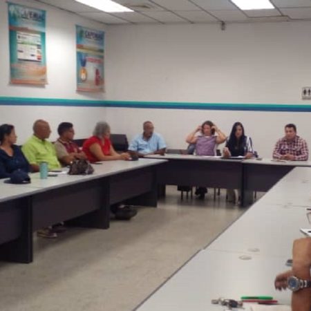 Transportistas de carga reiteran llamado a las autoridades para resolver crisis del combustible