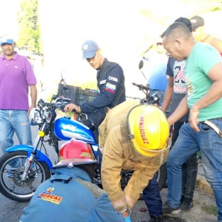 Derrape de moto dejó un herido en Güigüe la noche de este martes